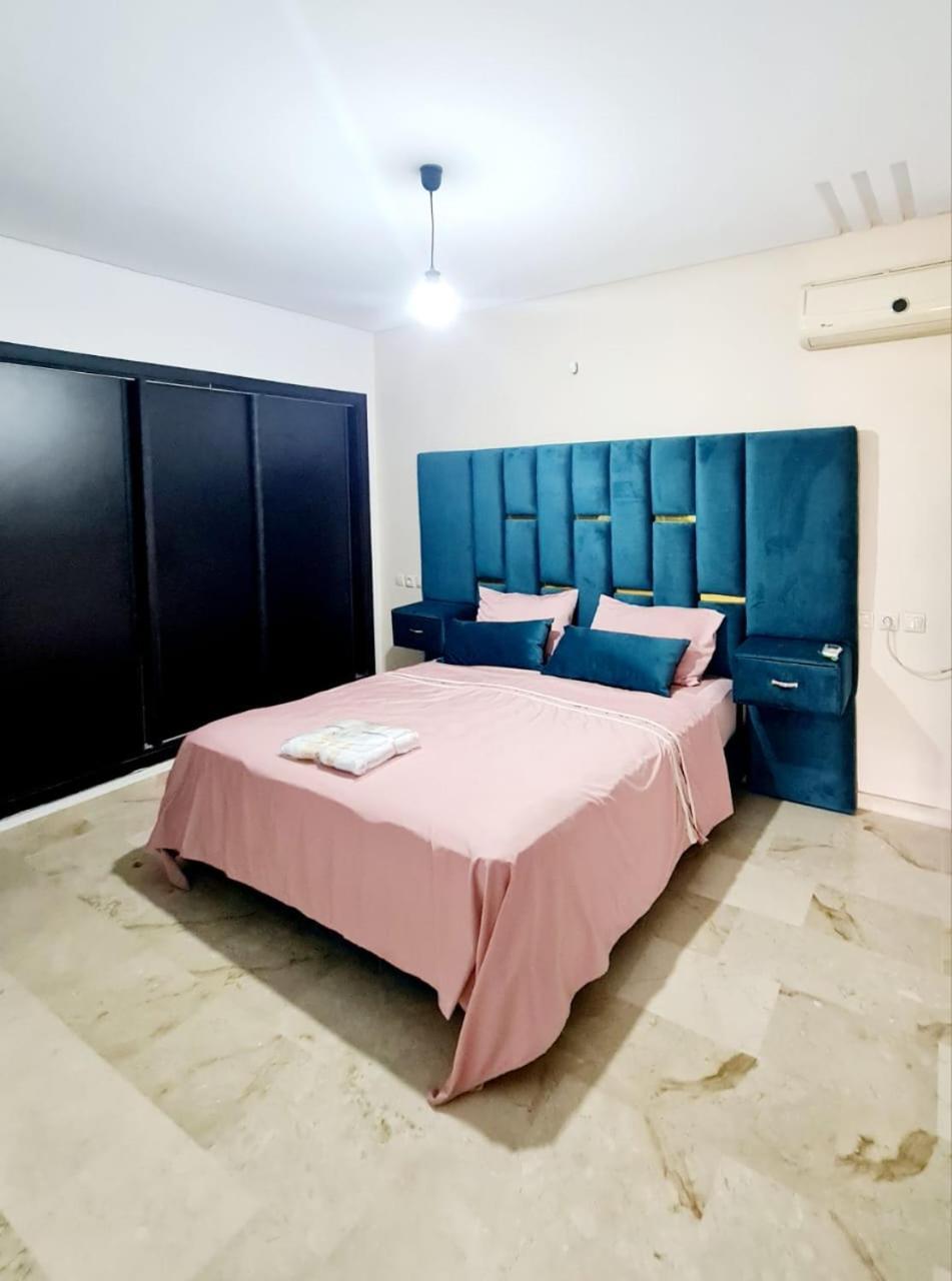 Fes Urban Apartment - Urban Elegance With Garden And Pool Access Extérieur photo